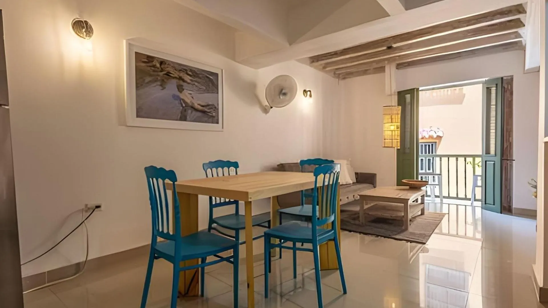 Laurdhomes Duplex Old City, Plaza Santo Domingo Cartagena 0*,  Colombia